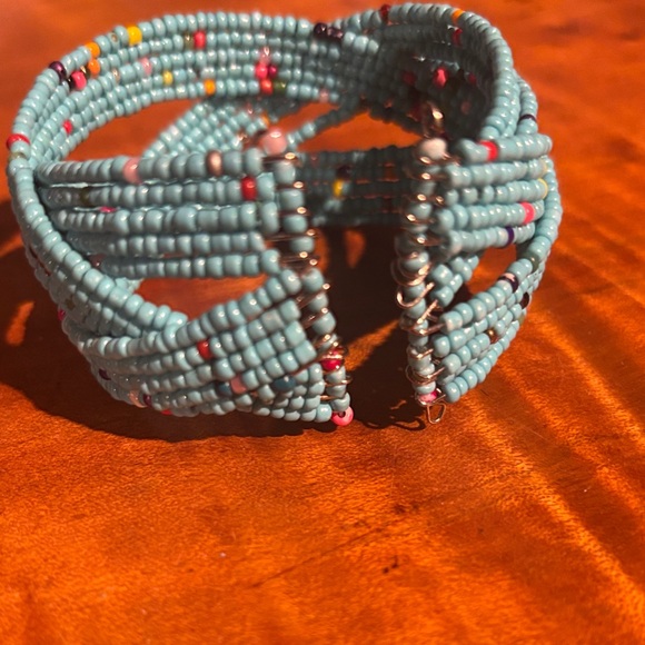 Multicolor Beaded Bracelet - Picture 3 of 3